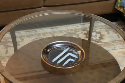 Chevron plate, second view. The chevron plate at a different angle.